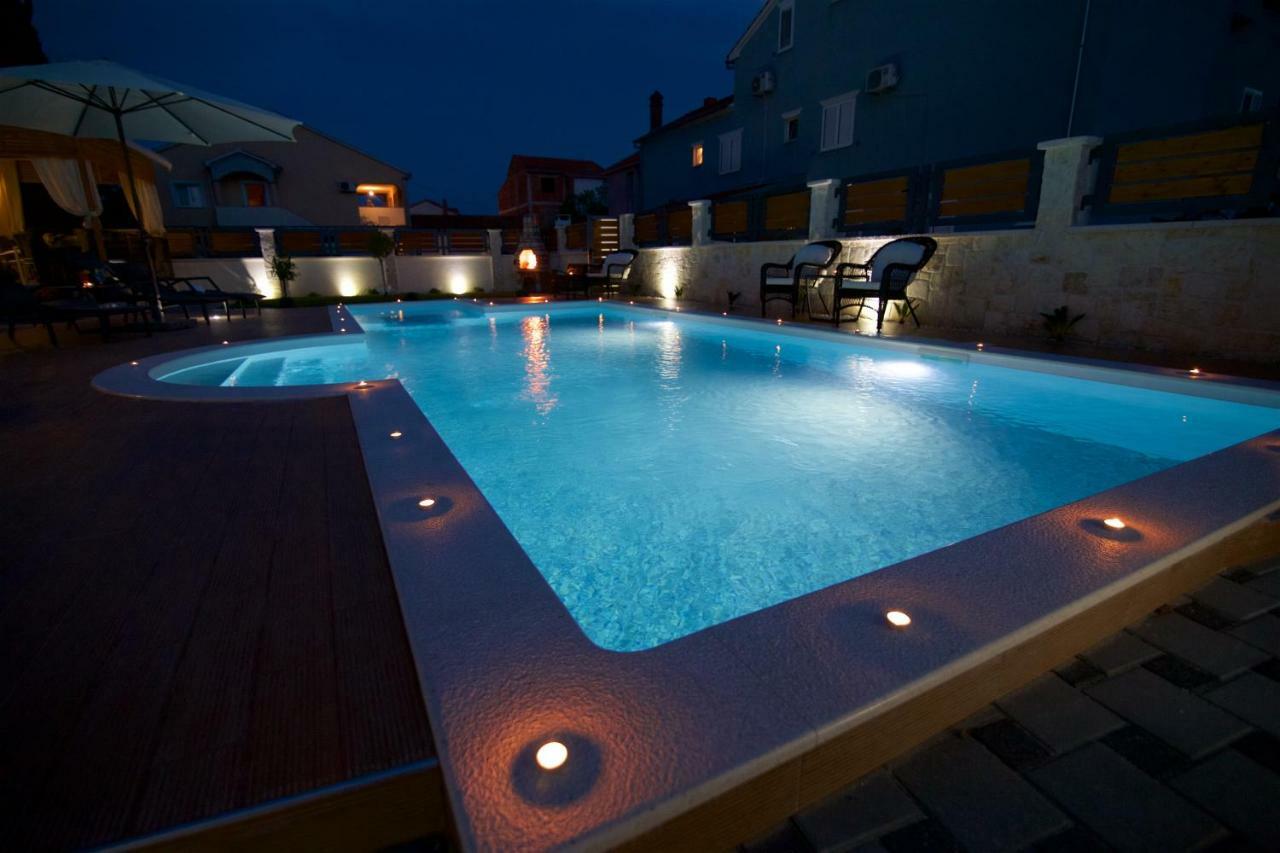 Tomica Apartments With Pool Biograd Na Moru Exterior foto